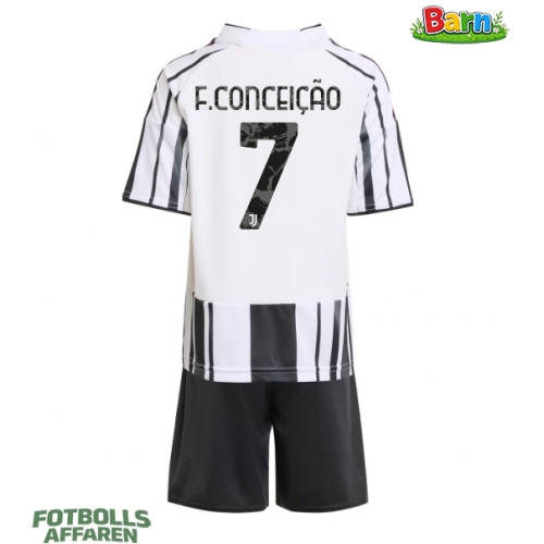 Juventus Francisco Conceicao #7 Hemmaställ Barn 2025-26 Kortärmad (+ Korta byxor)